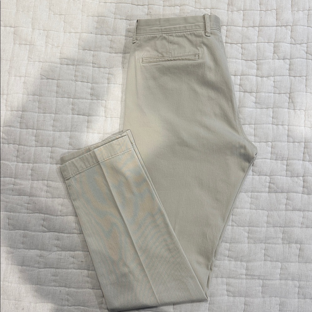 J. Crew Men's 770 Chino - Light Tan - 32x34